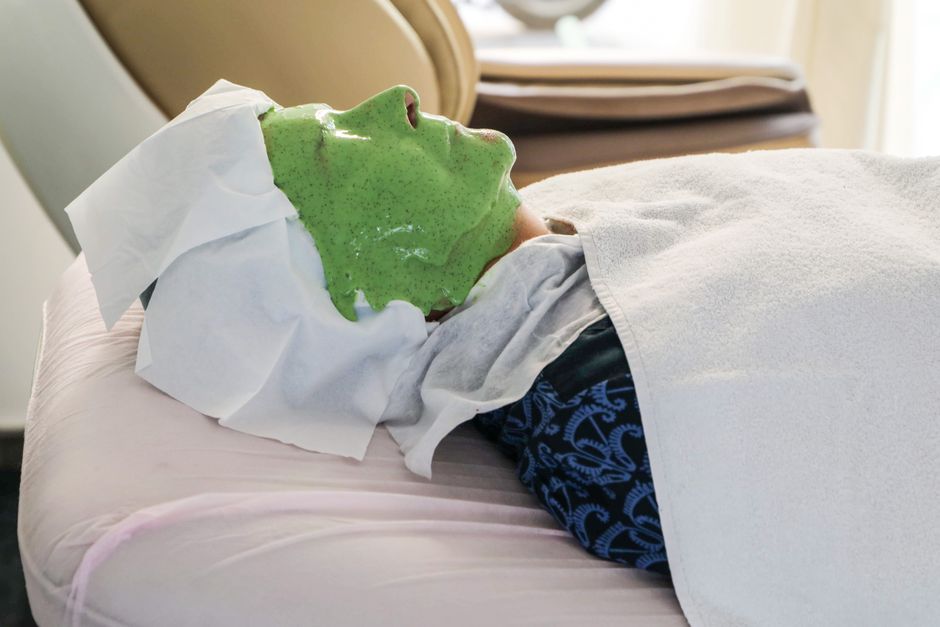 Microneedling for Skin Rejuvenation: What the Evidence Shows